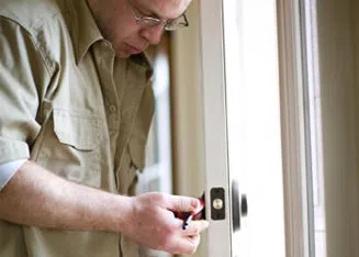 Columbus Top Locksmith Columbus, OH 614-321-2440 - 16a-Locksmith-Service-Around-Me